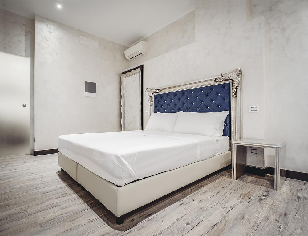 Arena Easy Suites Guesthouse Verona Ngoại thất bức ảnh